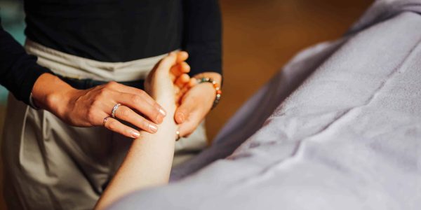 Acupuncture Pulse Taking